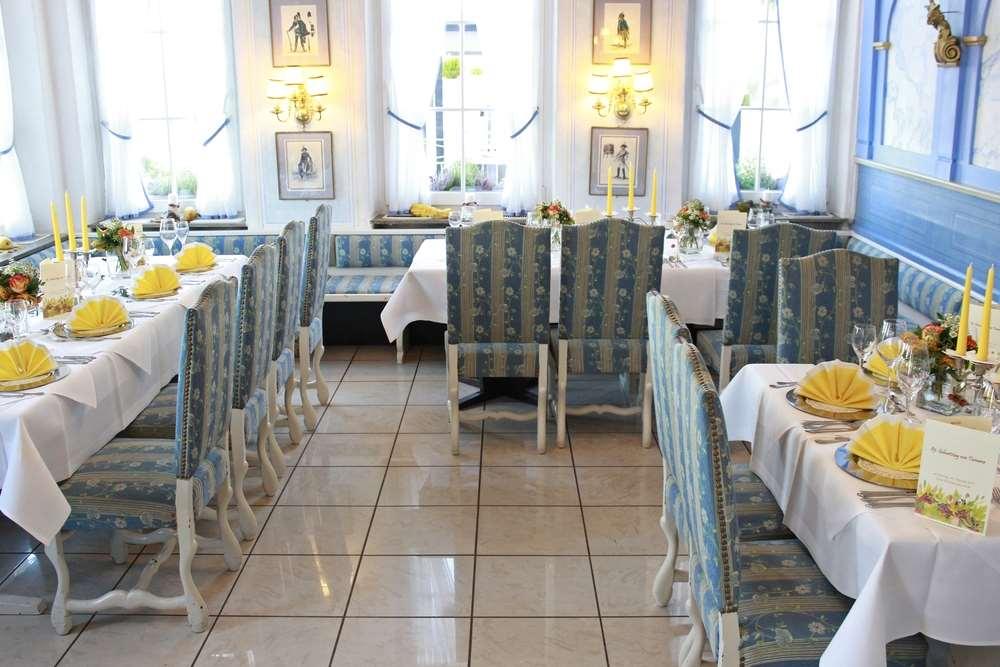 Hotel Wittelsbacher Hoeh ヴュルツブルク レストラン 写真