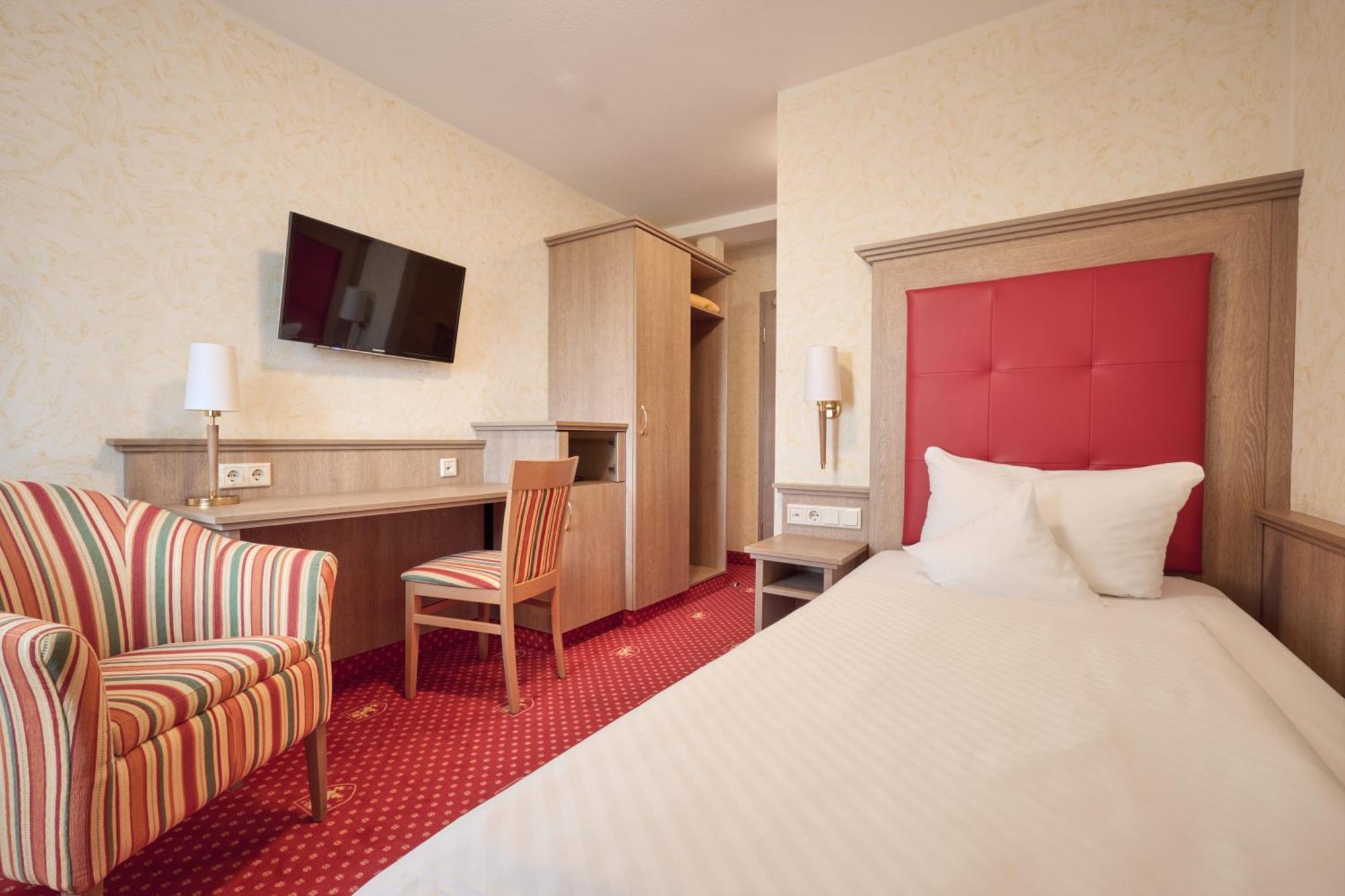 Hotel Wittelsbacher Hoeh ヴュルツブルク エクステリア 写真