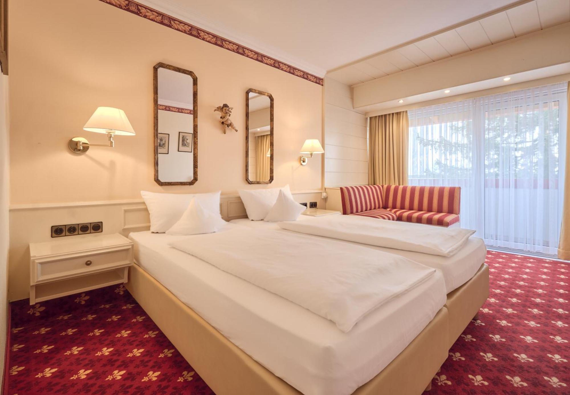 Hotel Wittelsbacher Hoeh ヴュルツブルク エクステリア 写真