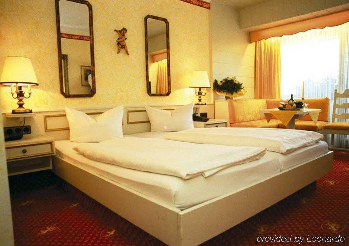 Hotel Wittelsbacher Hoeh ヴュルツブルク エクステリア 写真